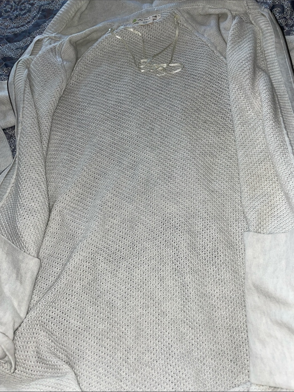 Dakini Light Oatmeal Colored Knit Zip Cardigan Hoodie NWT! Beautiful quality - Picture 12 of 16
